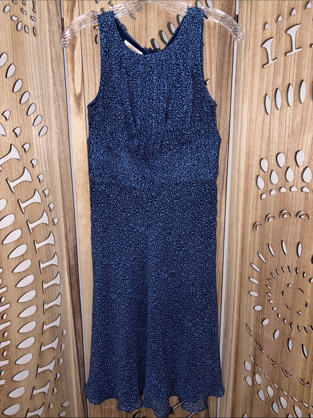TALBOTS - PURE SILK - Women’s Blue Sleeveless Midi Dress